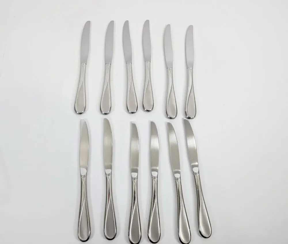 Oneida Flight Reliance 12 Knife Modern Solid Set Stainless Steel Small Serrated